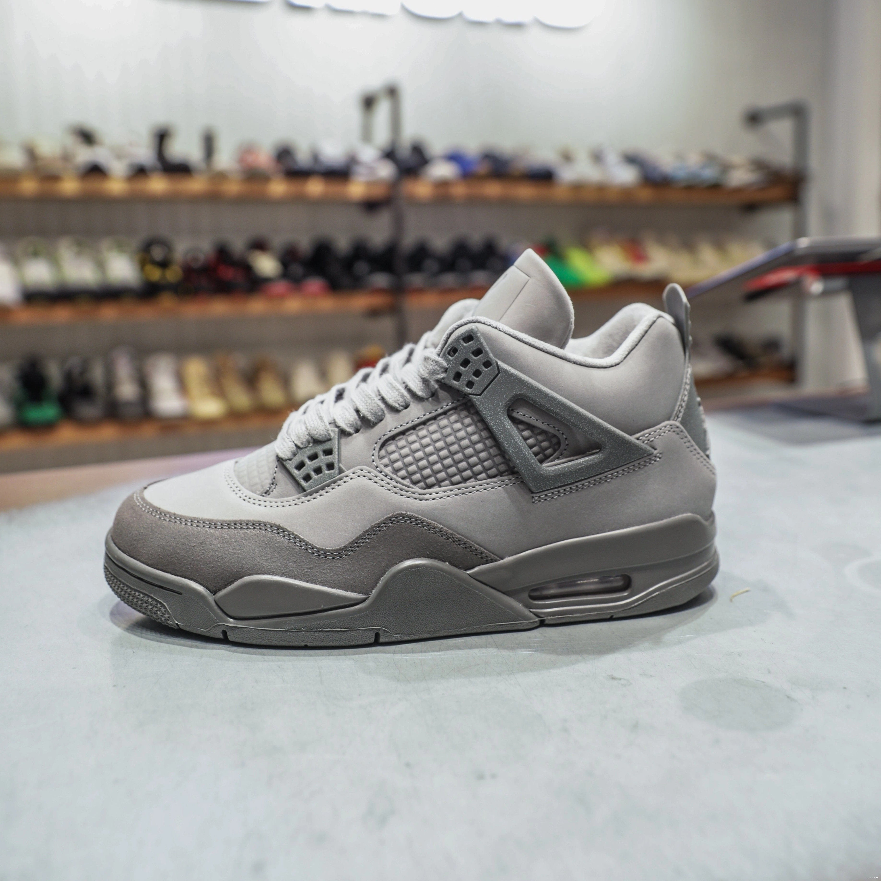 Retro SE Wet Olympics 4 Cement Jordan Paris 0722